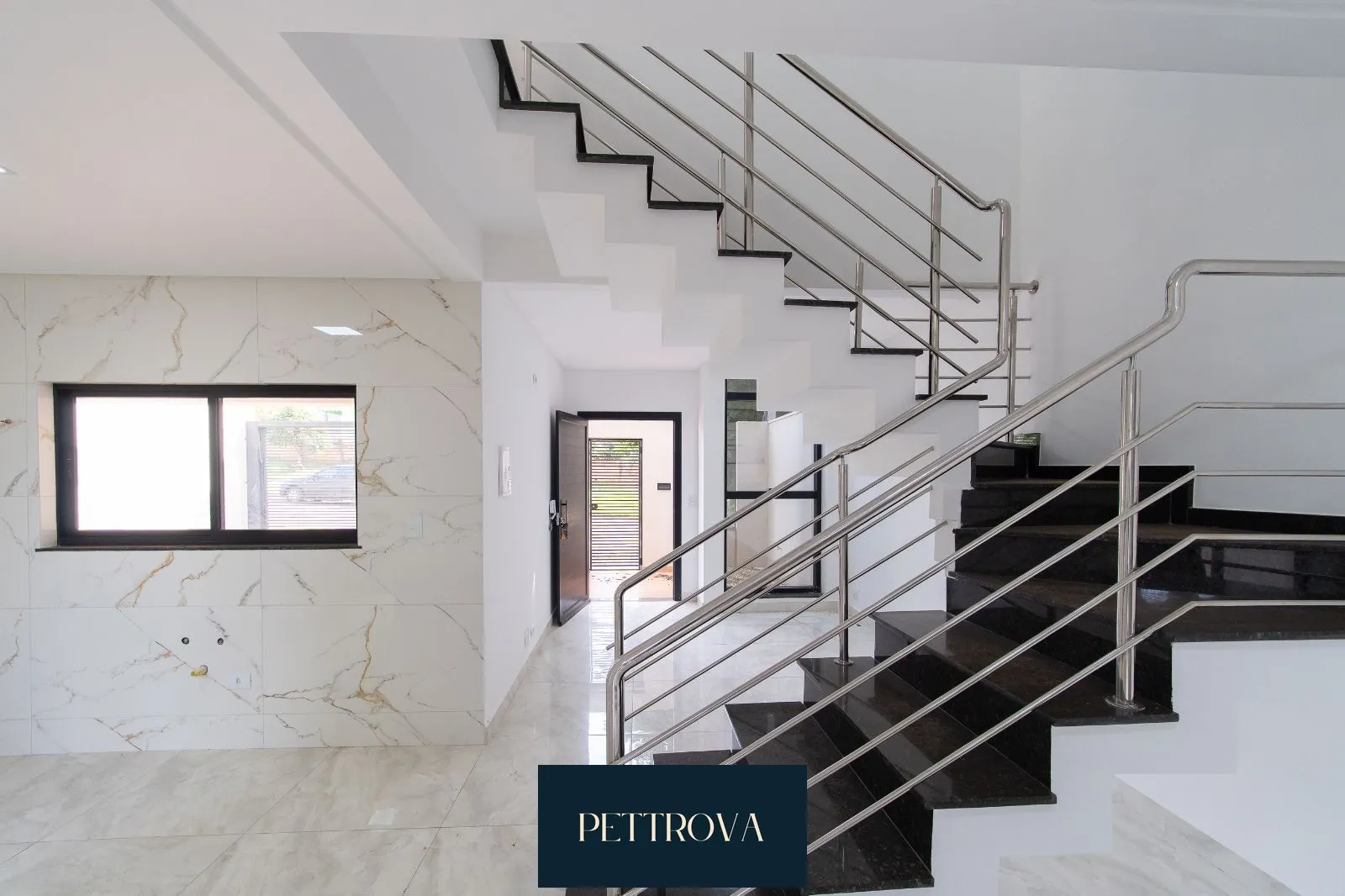 Sobrado com 3 Dormitórios à venda, 119 m² por R$ 789.000,00 Sobrado com 3 Dormitórios à venda, 119 m² por R$ 789.000,00