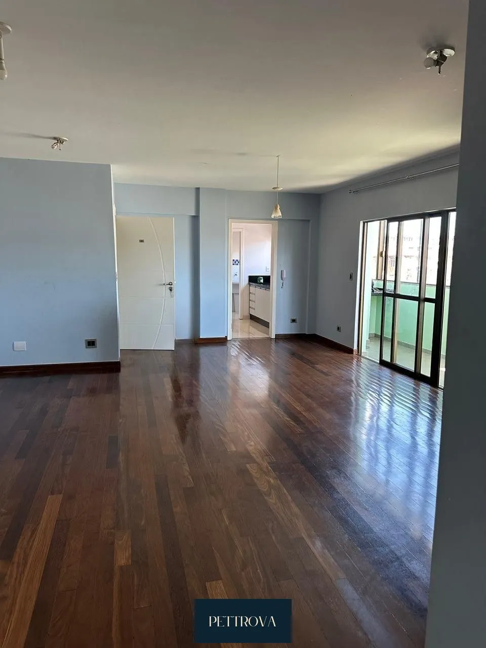 Apartamento à venda  no Centro - Cascavel, PR. Imóveis