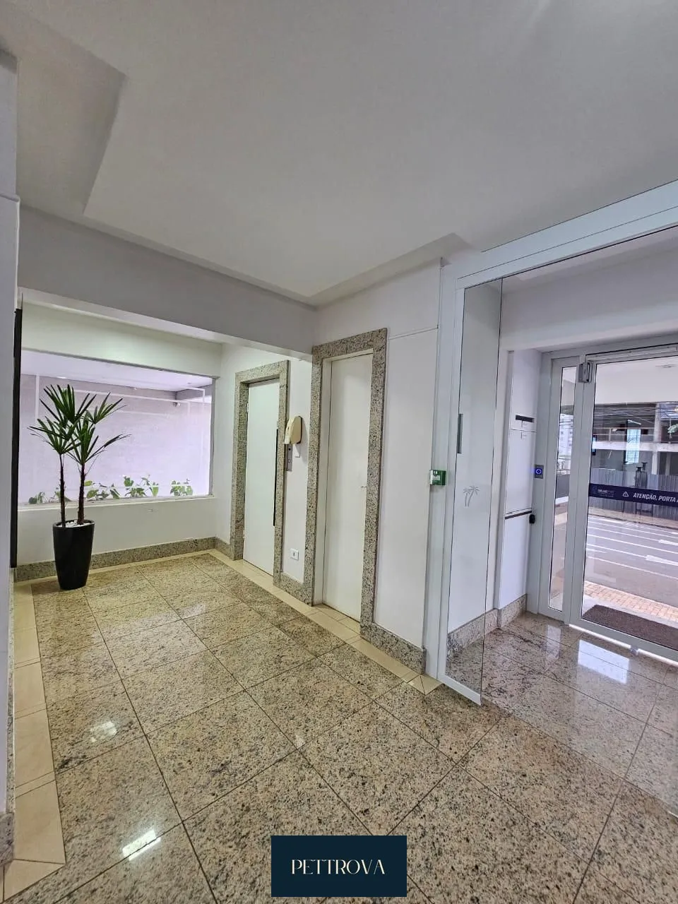 Apartamento com 4 Dormitórios à venda, 129 m² por R$ 680.000,00 Apartamento com 4 Dormitórios à venda, 129 m² por R$ 680.000,00