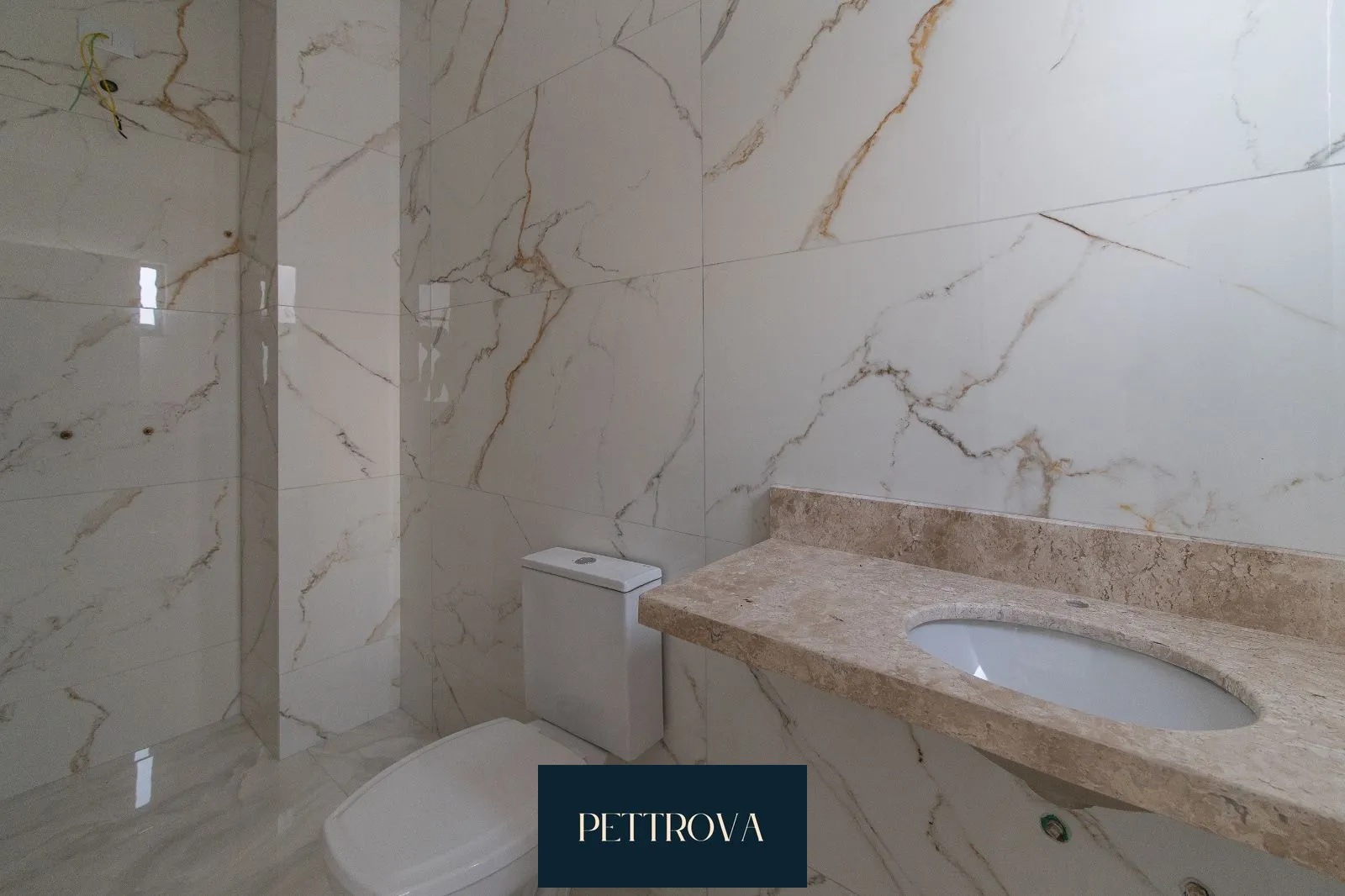 Sobrado com 3 Dormitórios à venda, 119 m² por R$ 789.000,00 Sobrado com 3 Dormitórios à venda, 119 m² por R$ 789.000,00