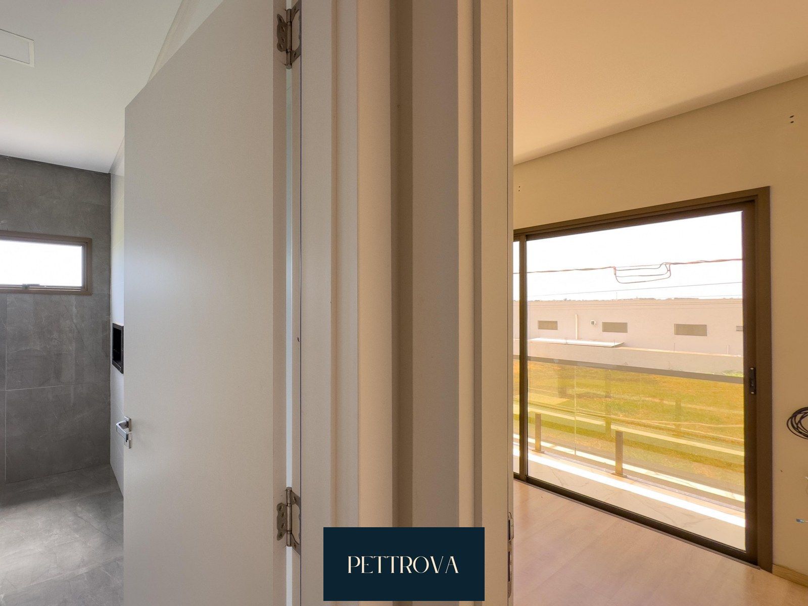 Sobrado com 3 Dormitórios à venda, 157 m² por R$ 819.000,00 Sobrado com 3 Dormitórios à venda, 157 m² por R$ 819.000,00