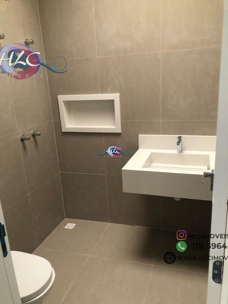 Casa em condomínio com 3 Dormitórios à venda, 200 m² por R$ 1.770.000,00 Casa em condomínio com 3 Dormitórios à venda, 200 m² por R$ 1.770.000,00