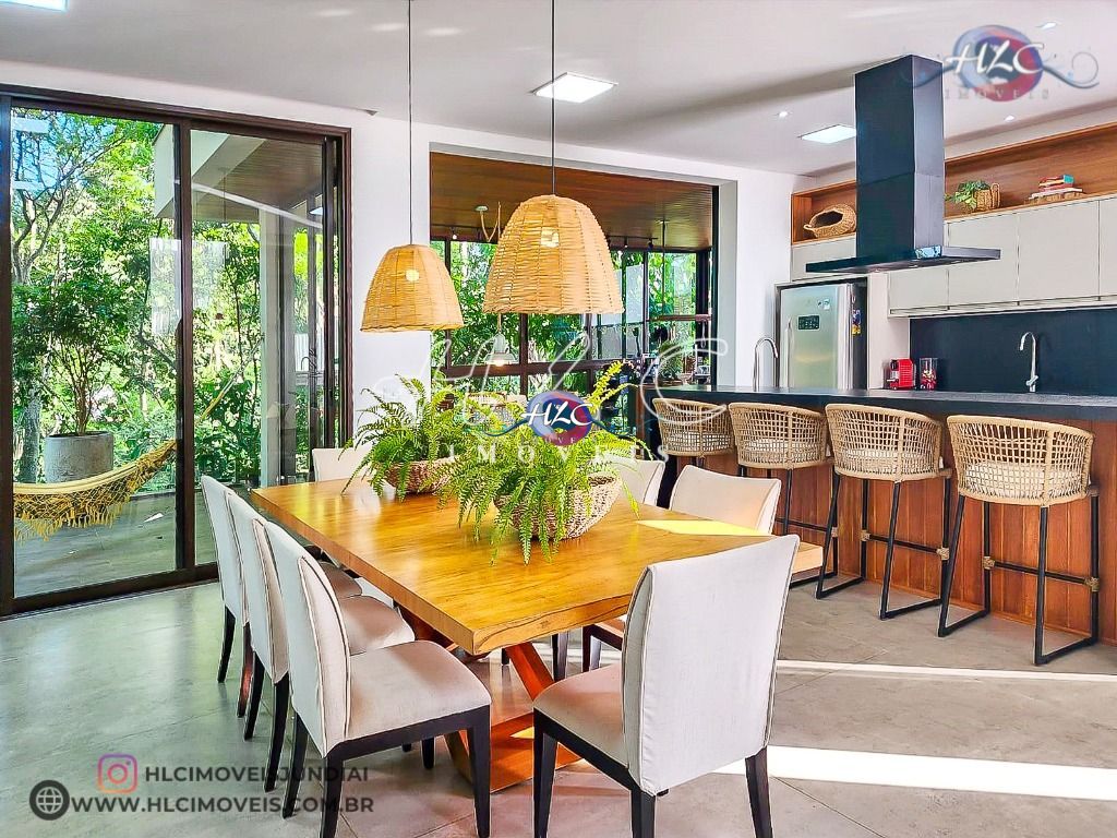 Casa em condomínio com 5 Dormitórios à venda, 433 m² por R$ 3.200.000,00 Casa em condomínio com 5 Dormitórios à venda, 433 m² por R$ 3.200.000,00