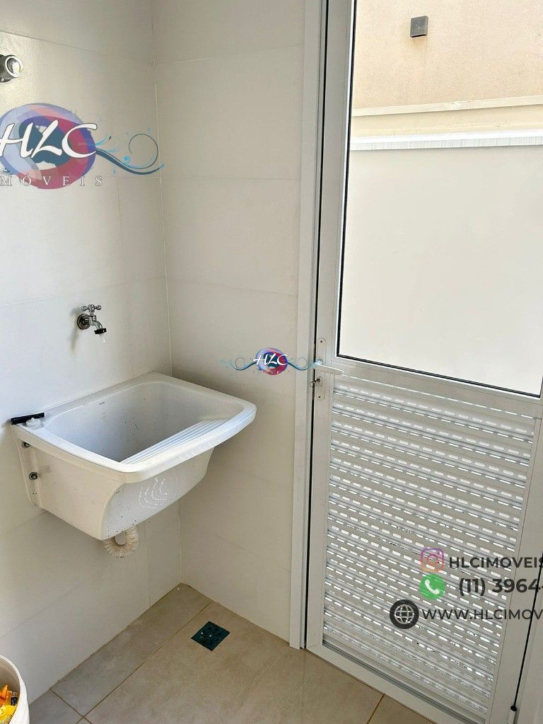 Casa em condomínio com 3 Dormitórios à venda, 157 m² por R$ 1.210.000,00 Casa em condomínio com 3 Dormitórios à venda, 157 m² por R$ 1.210.000,00