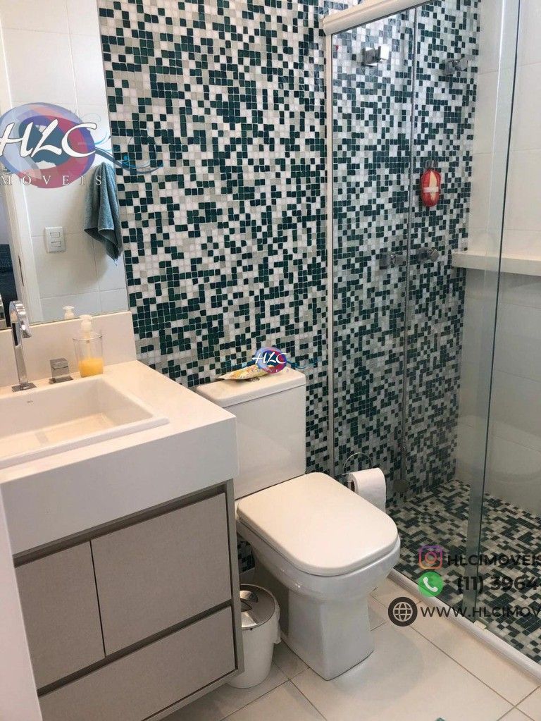 Apartamento com 3 Dormitórios à venda, 189 m² por R$ 2.400.000,00 Apartamento com 3 Dormitórios à venda, 189 m² por R$ 2.400.000,00