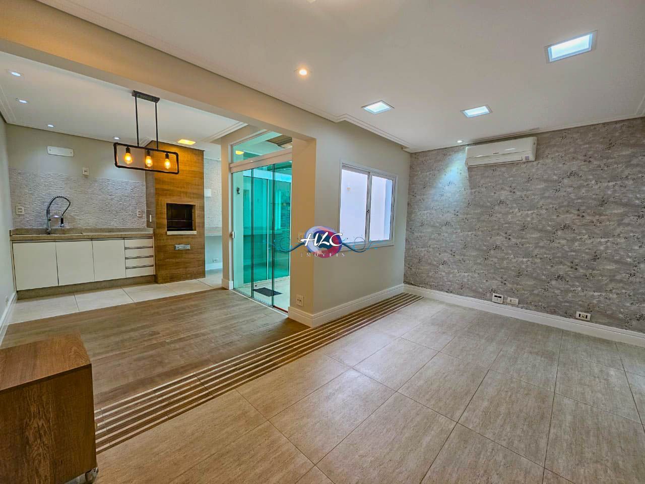 Casa em condomínio com 3 Dormitórios à venda, 120 m² por R$ 860.000,00 Casa em condomínio com 3 Dormitórios à venda, 120 m² por R$ 860.000,00