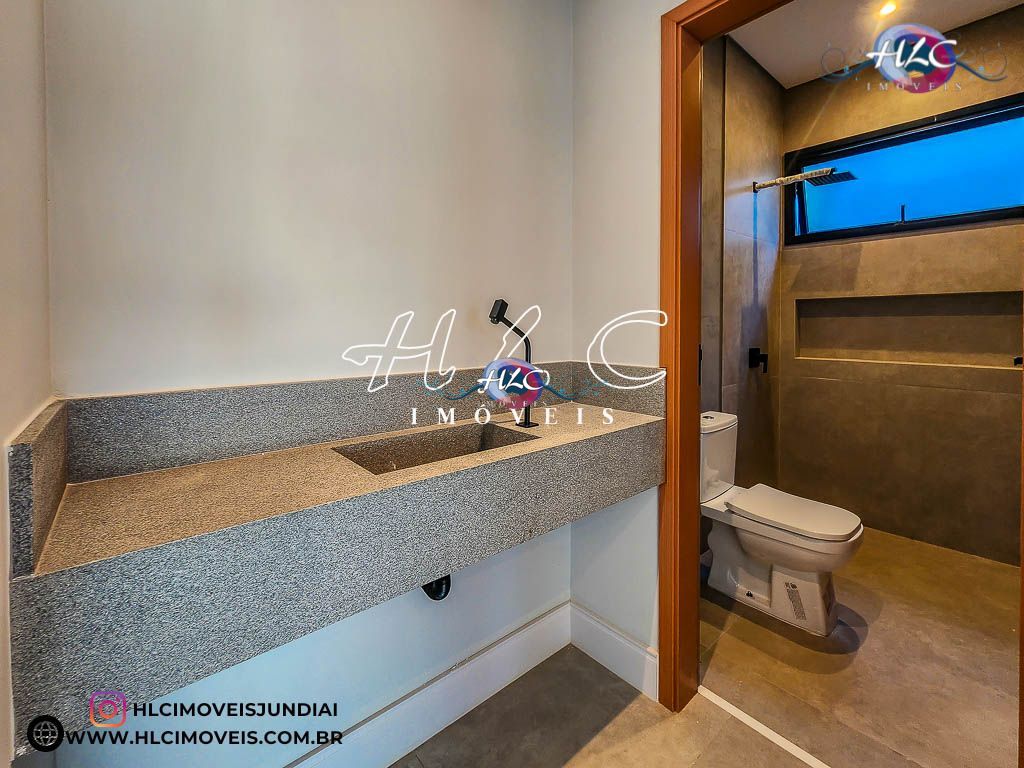 Casa em condomínio com 4 Dormitórios à venda, 217 m² por R$ 2.100.000,00 Casa em condomínio com 4 Dormitórios à venda, 217 m² por R$ 2.100.000,00