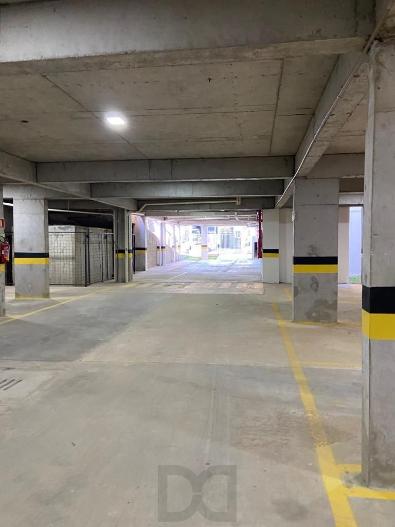 Apartamento no bairro Tristeza de 2 dormitórios e vaga DESOCUPADO — foto 29
