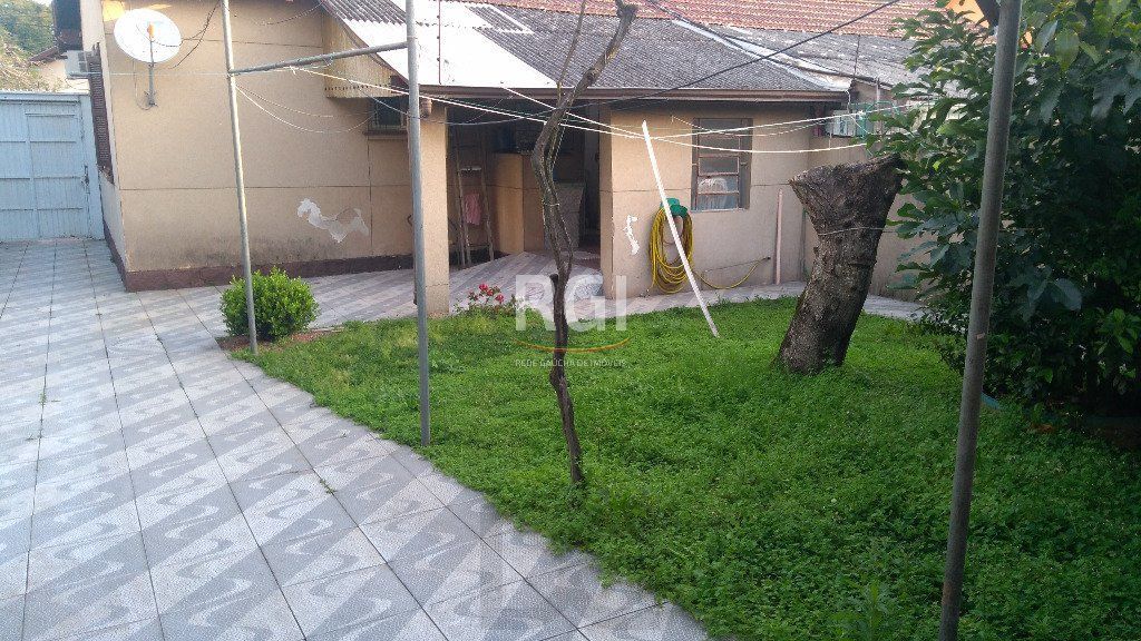Casa de 3 dormitórios, vagas e pátio - Passo da Areia — foto 2