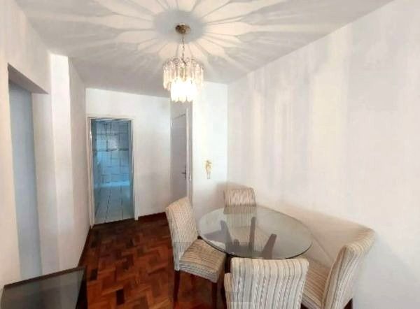 Apartamento no Menino Deus de 2 dormitórios e vaga DESOCUPADO — foto 2