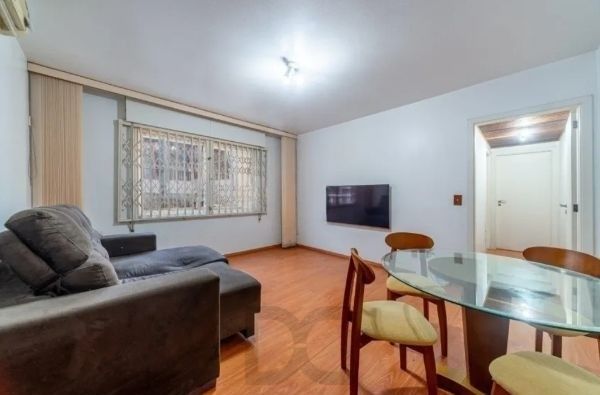 Apartamento no bairro Petrópolis de 2 dormitórios e vaga DESOCUPADO — foto 4