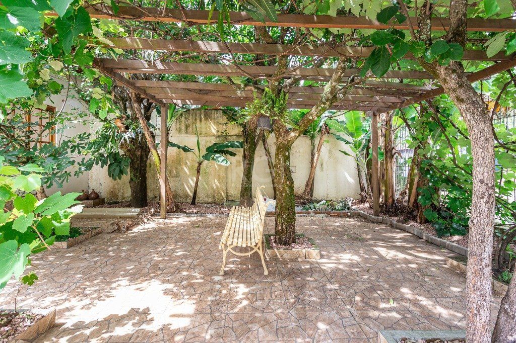 Casa para Venda - 740m², 5 dormitórios, sendo 1 suites, 3 vagas - Vila Assunção — foto 47