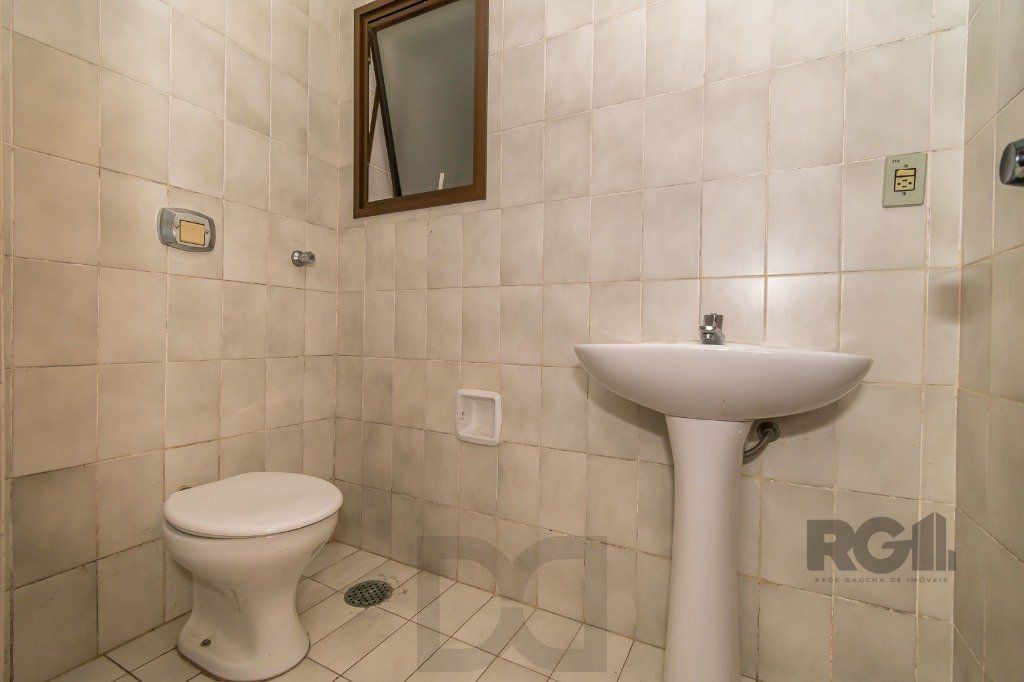 Apartamento no bairro Petrópolis de 2 dormitórios e vaga — foto 8