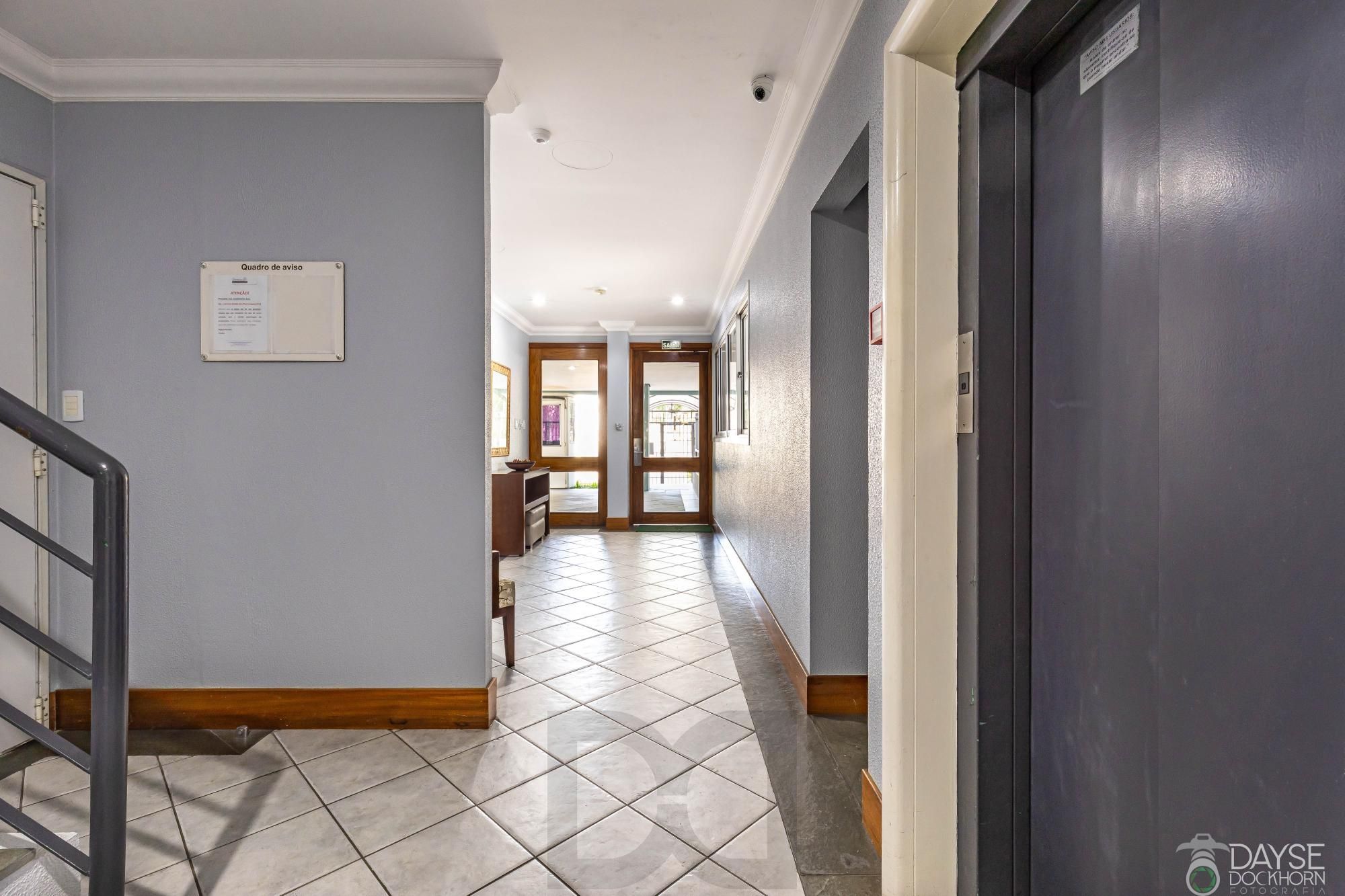 Apartamento no bairro Higienópolis de 3 dormitórios e vaga DESOCUPADO — foto 24