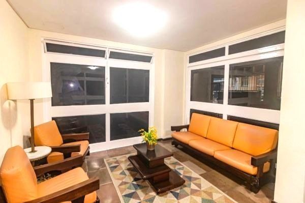 Apartamento no Centro de 2 dormitórios dependência DESOCUPADO — foto 41
