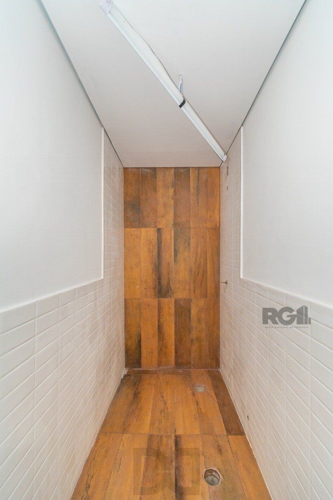 Casa no bairro Cristal de 3 dormitórios — foto 8