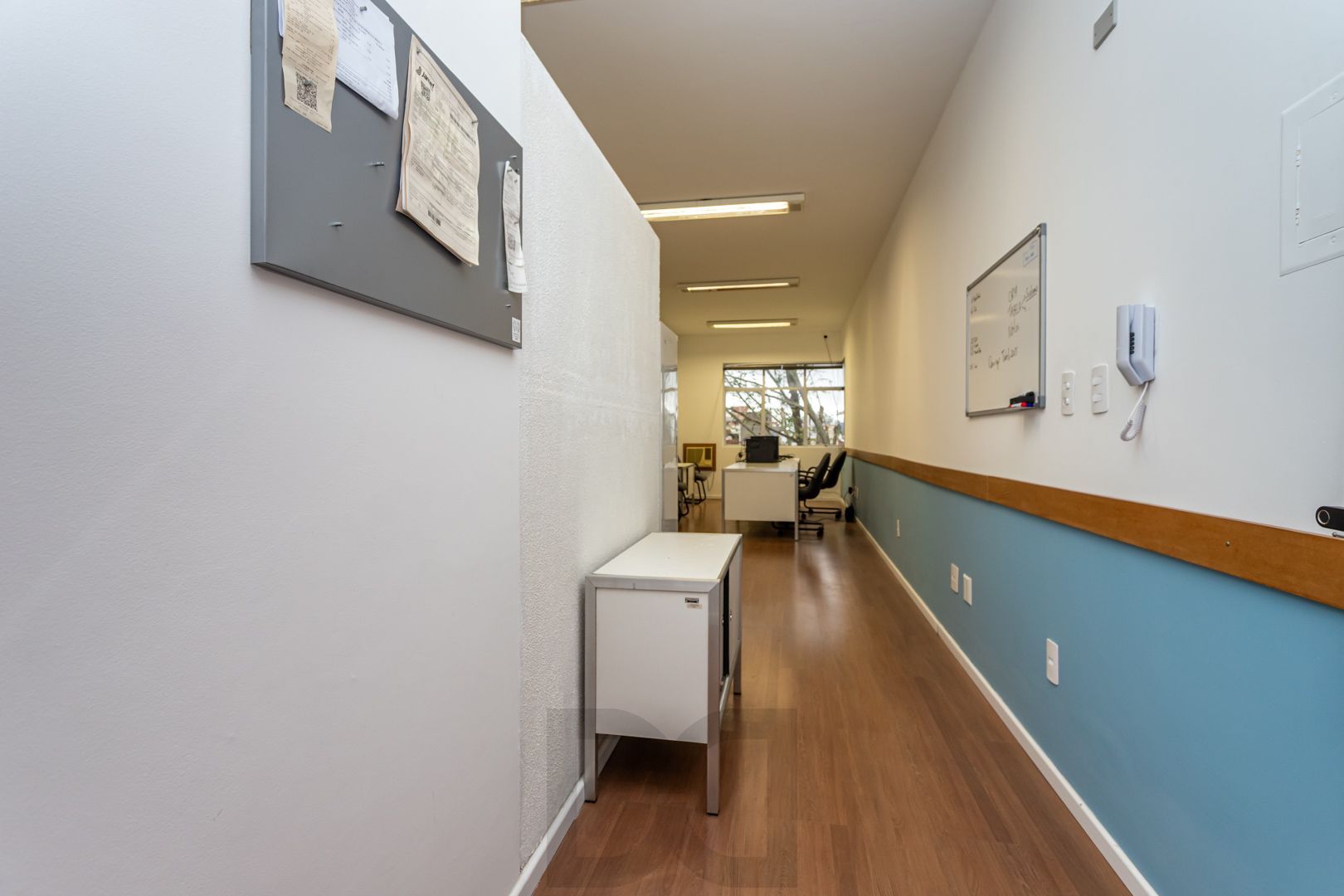 ótima sala comercial no bairro  Petrópolis, POA/RS — foto 1