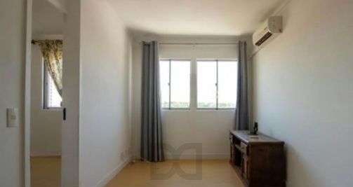 Apartamento no Sarandi de 2 dormitórios e vaga semi mobiliado DESOCUPADO — foto 4