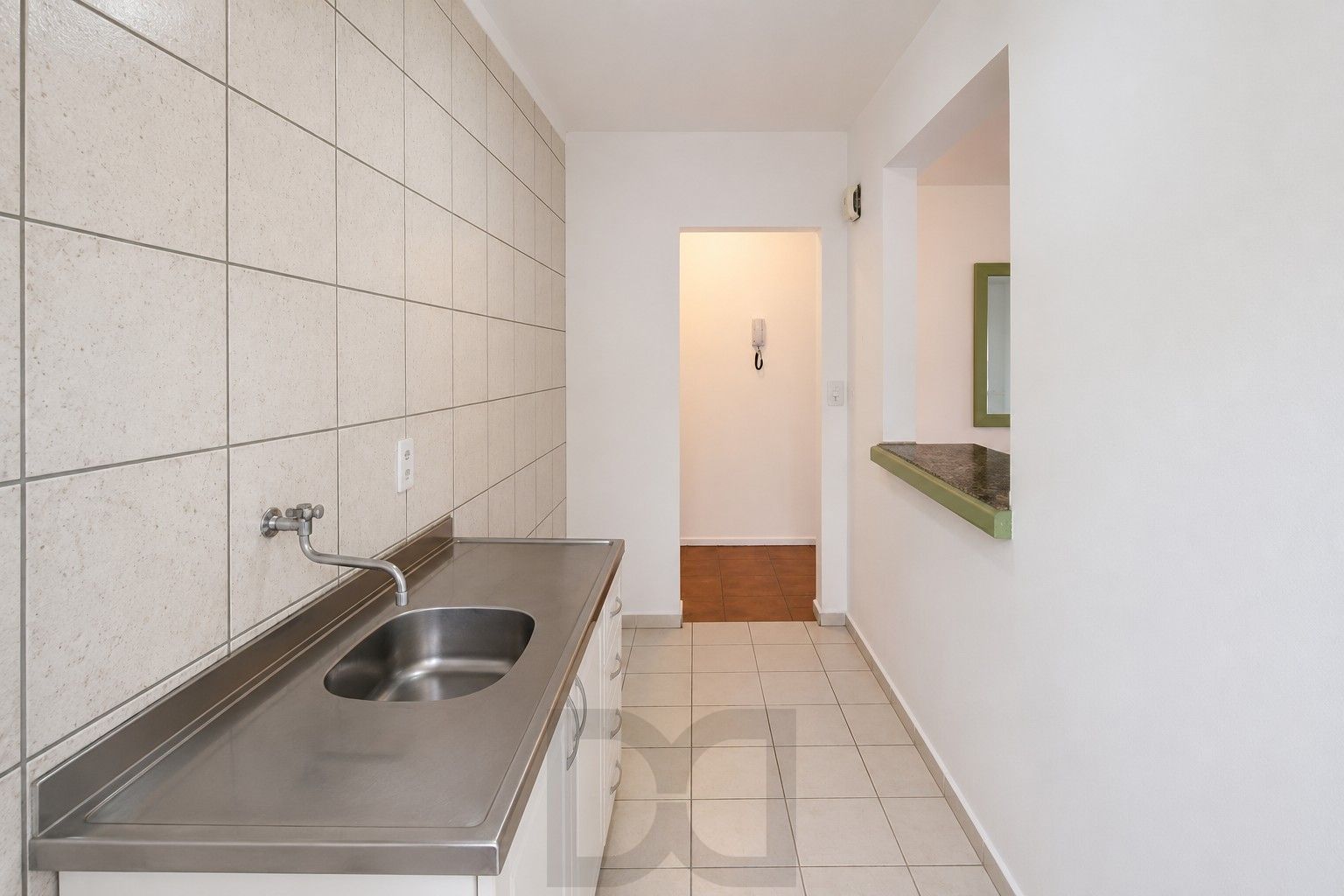 Apartamento no Petrópolis de 1 dormitório DESOCUPADO — foto 18