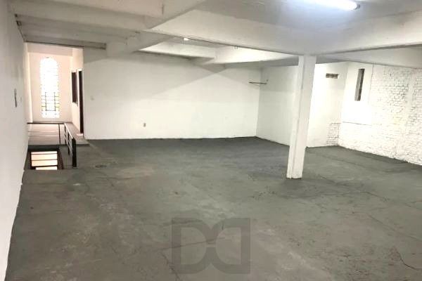 Prédio comercial no bairro Vila Jardim com 550m² — foto 48
