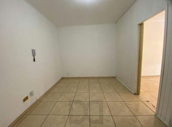 Apartamento no Cristo Redentor de 1 dormitório - térreo com pátio e vaga DESOCUPADO — foto 2