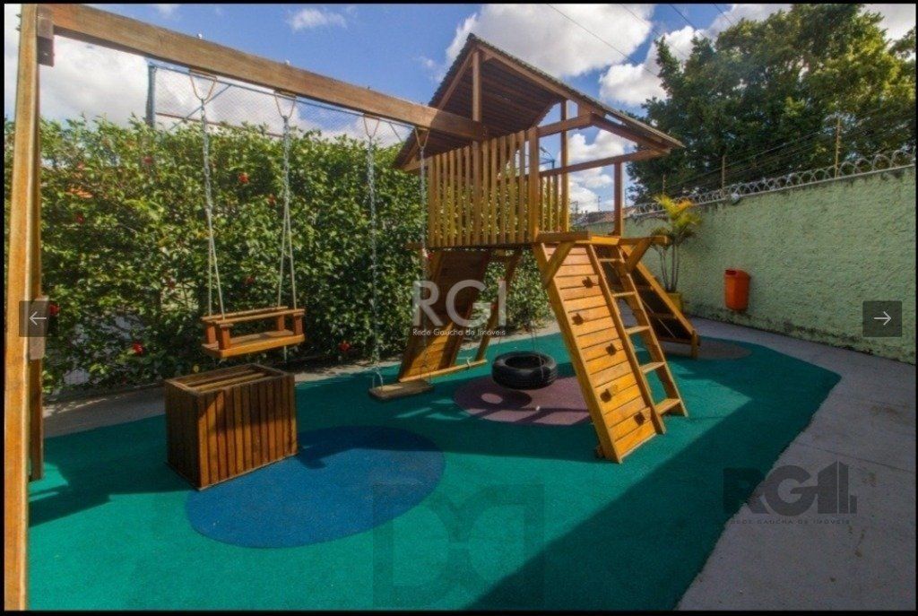 Casa em condomínio no Sarandi de 2d vaga e infra — foto 13