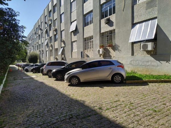 Apartamento no bairro Medianeira de 3 dormitórios DESOCUPADO — foto 28