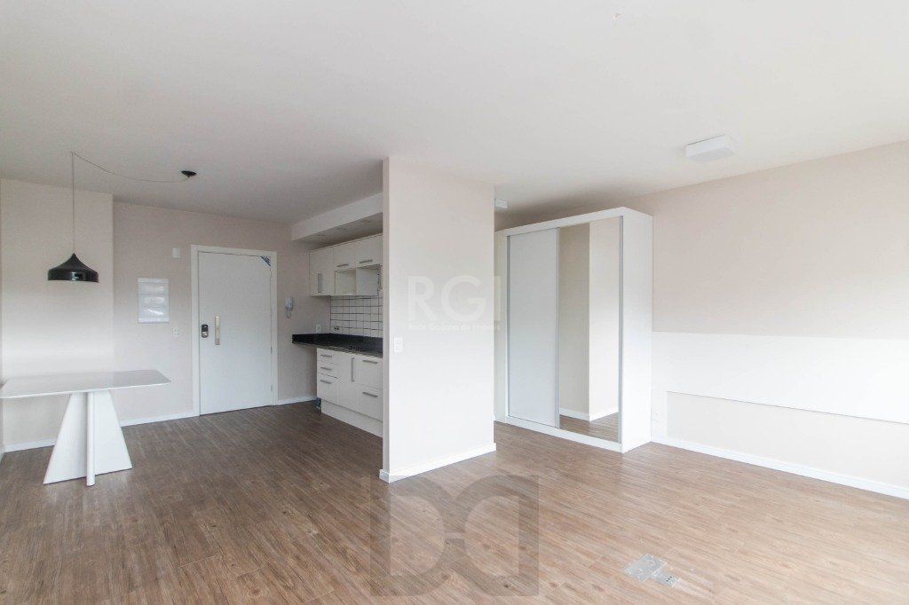 Loft para Venda - 38m², 1 dormitório, 1 vaga - Jardim Botânico — foto 1