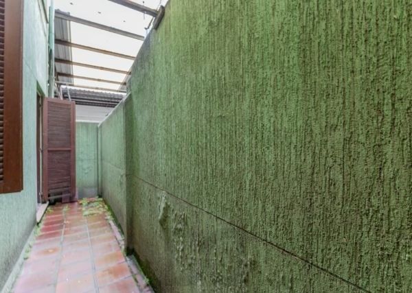 Apartamento no Partenon térreo de 2 dormitórios e 2 pátios DESOCUPADO — foto 9