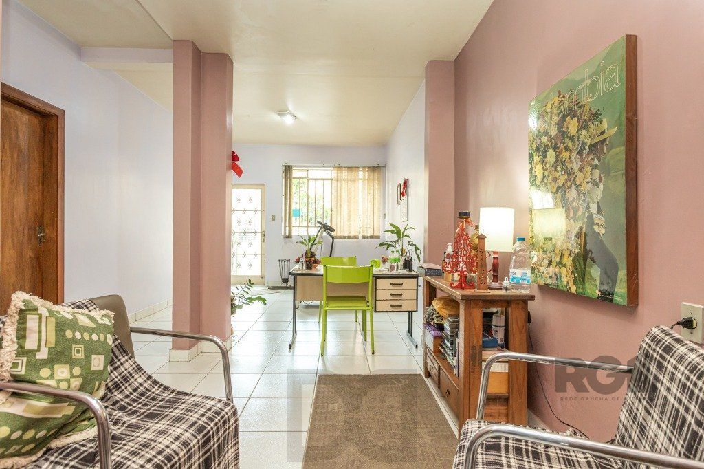 CASA COMERCIAL E RESIDENCIAL NO MIOLO DO BAIRRO SANTANA — foto 16