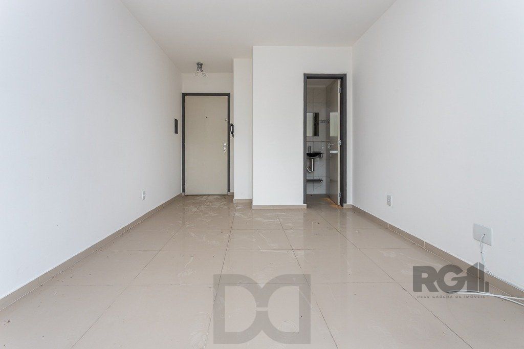 Sala comercial no Menino Deus — foto 6