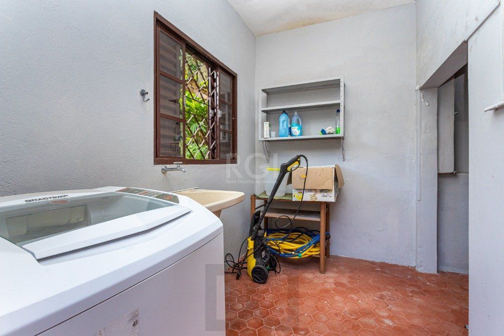 Casa no bairro Petrópolis de 3 dormitórios — foto 48