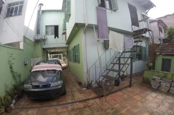 Casa sobrado no bairro Petrópolis de 4 dormitórios — foto 10