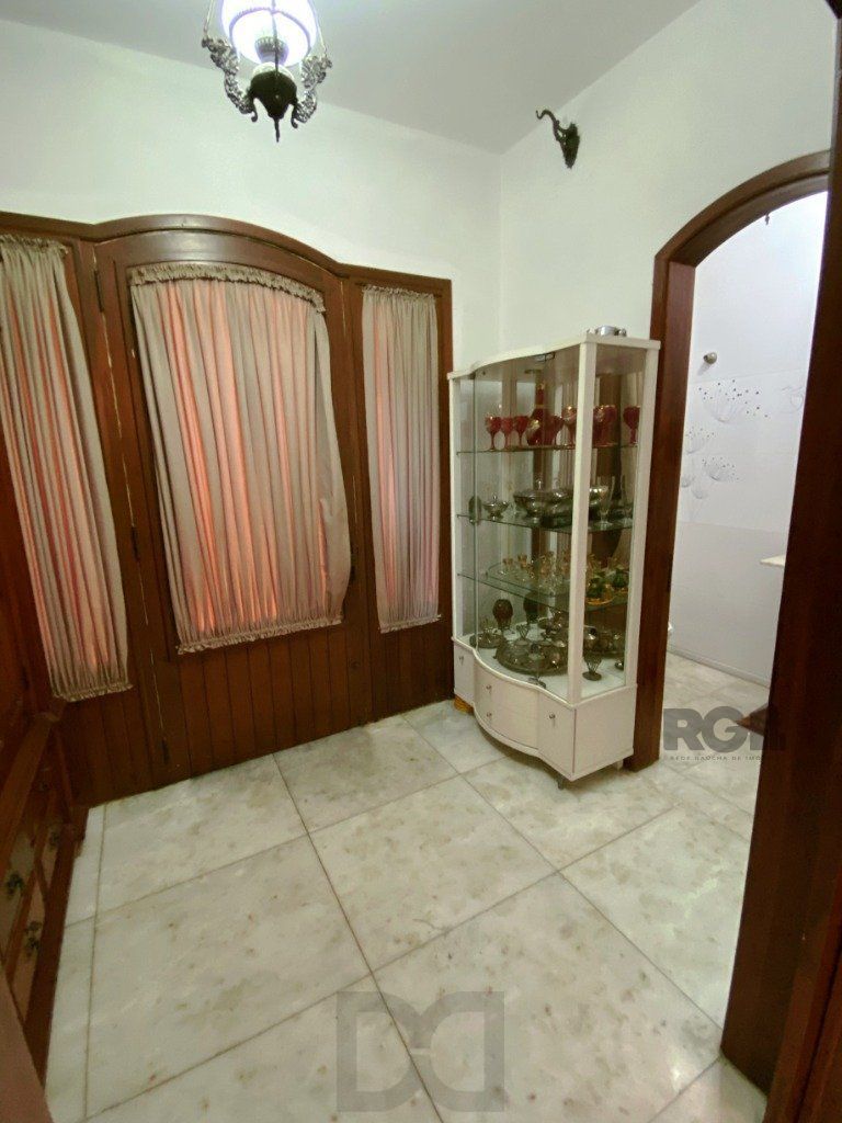 Casa no Teresópolis de 4 dormitórios e 4 vagas — foto 8