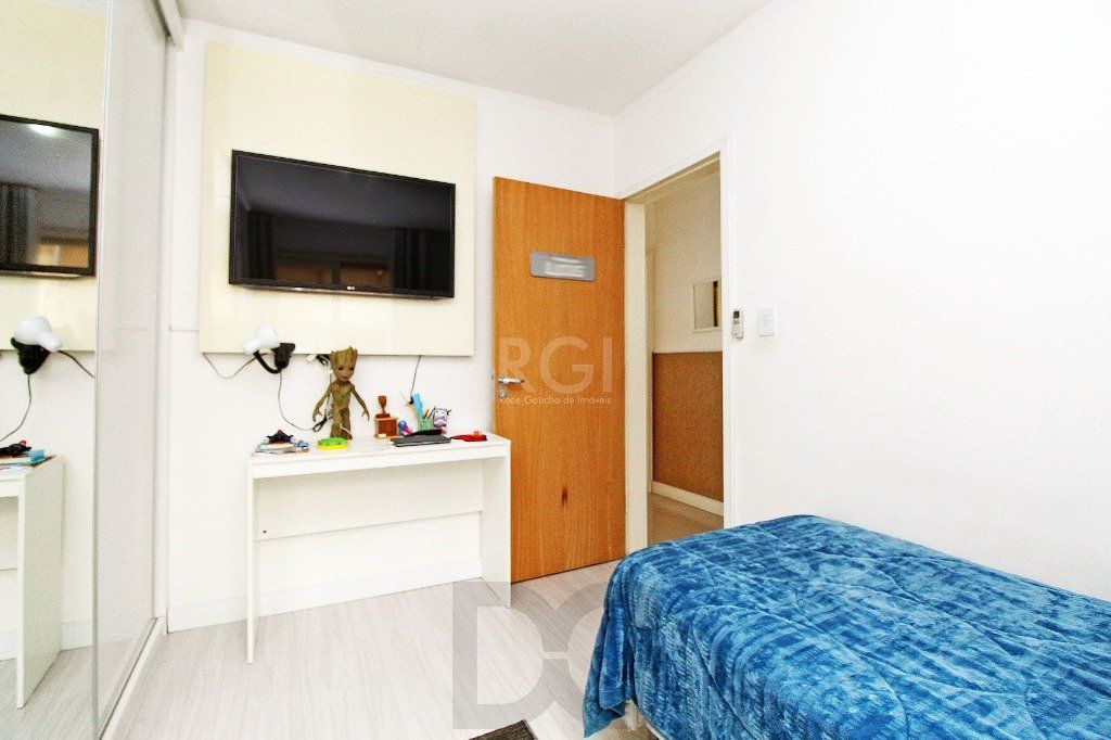 Apartamento de 3 dormitórios e vaga no bairro Petrópolis — foto 21