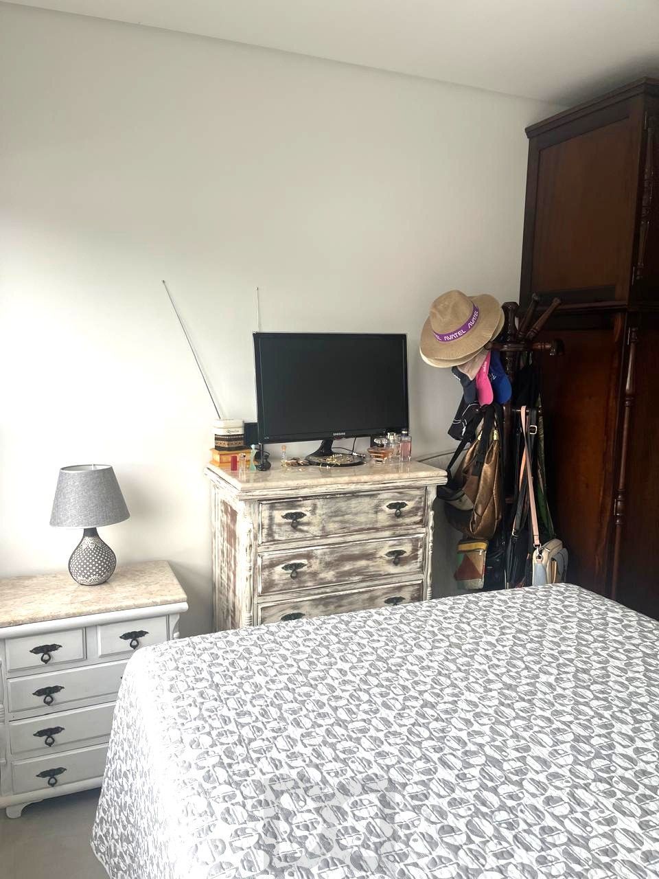 Apartamento no bairro Cristal de 2 dormitórios e vaga MOBILIADO — foto 10