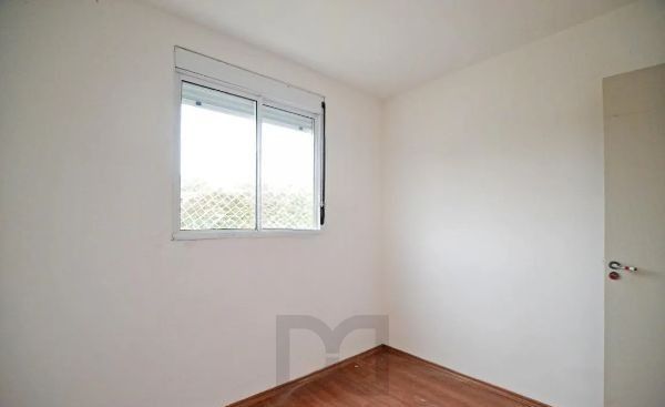 2 DORMITÓRIOS C/ VISTA PANORÂMICA E SUITE,DESOCUPADO, REFORMADO E SEMI MOBILIADO, C/VAGA COBERTA NO PORTO TERESÓPOLIS — foto 12