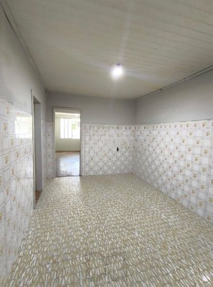 Casa sobrado no bairro Jardim do Salso DESOCUPADA — foto 10