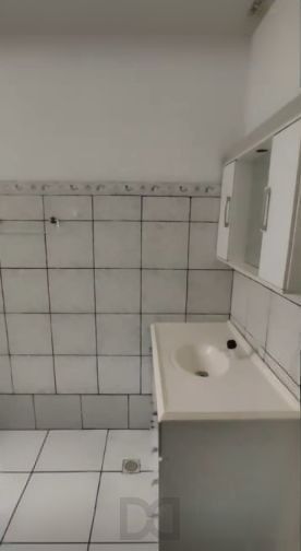 Apartamento no Centro de 3 dormitórios e dependência DESOCUPADO — foto 22