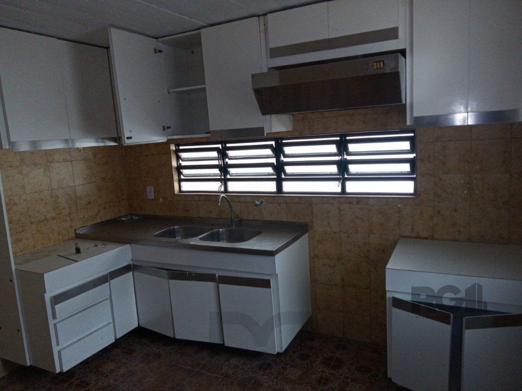 Sobrado no bairro Higienópolis de 3 dormitórios e 3 vagas — foto 17