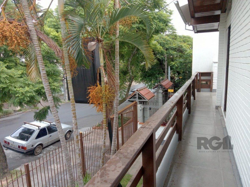 Sobrado no bairro Higienópolis de 3 dormitórios e 3 vagas — foto 29