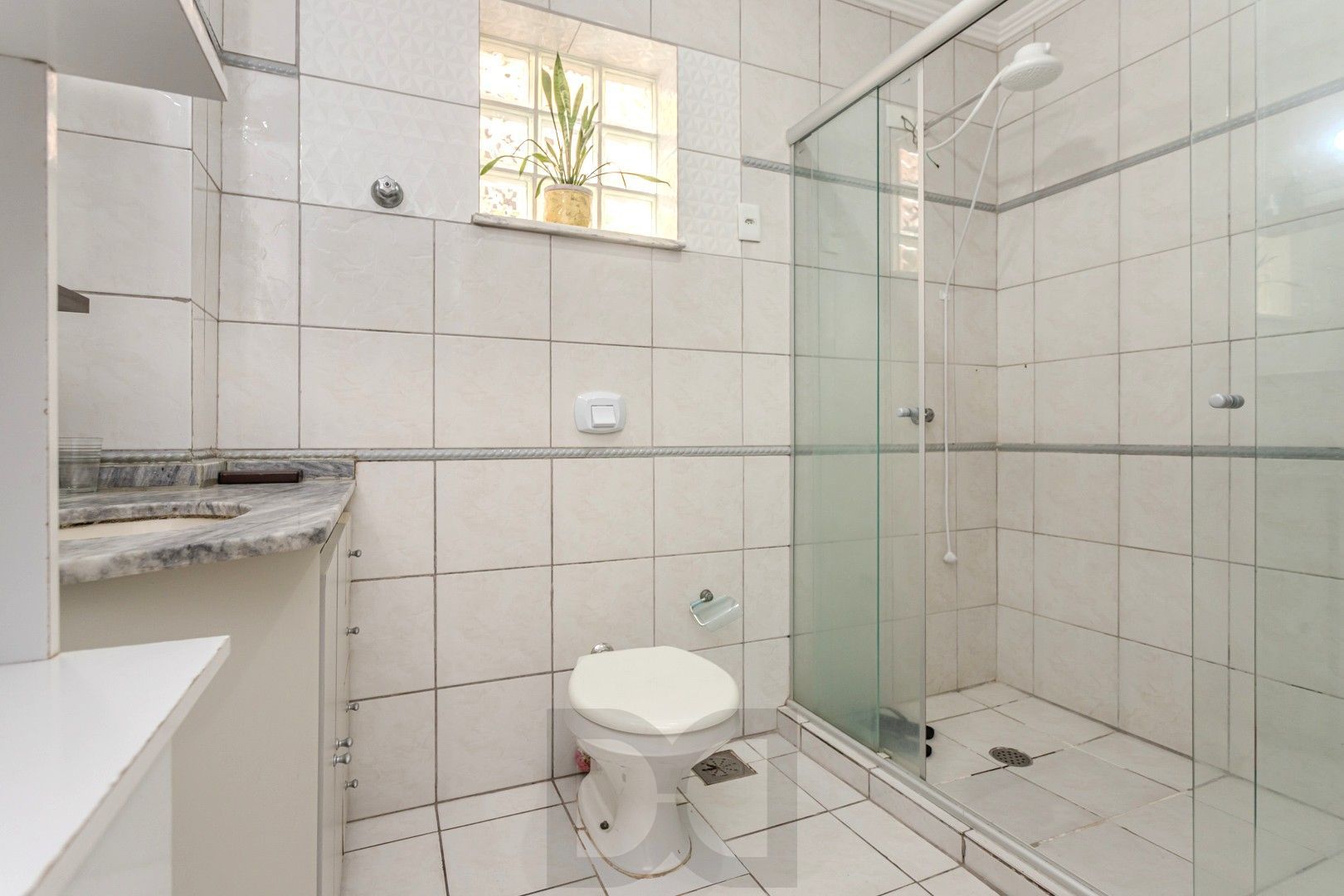 Apartamento MOBILIADO no Centro de 2 dormitórios e vaga — foto 13