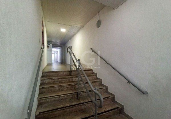 Apartamento no Centro de 1 dormitório DESOCUPADO — foto 11