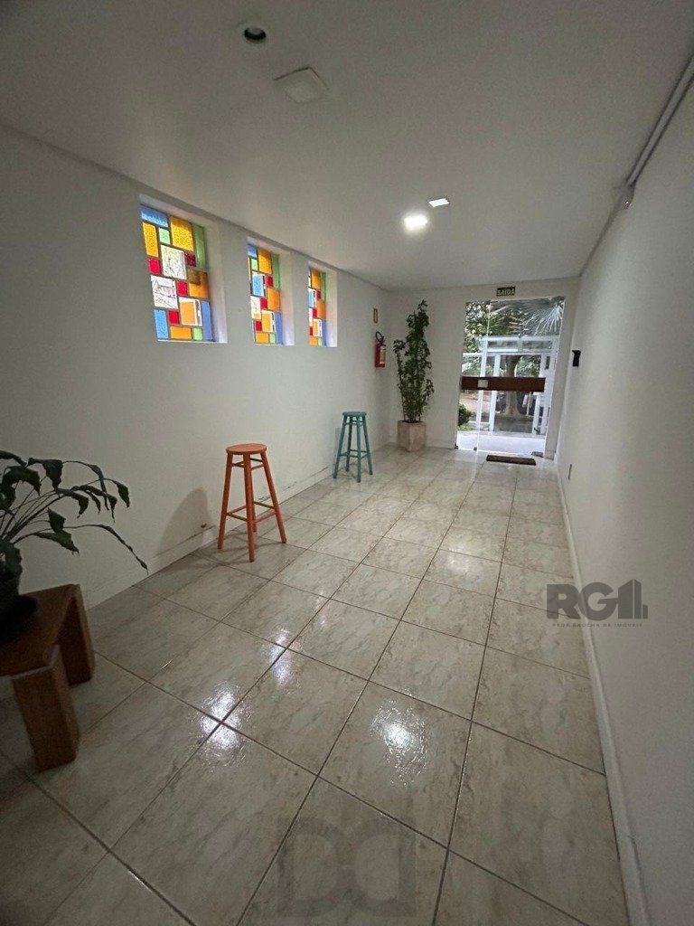 Apartamento no bairro Higienópolis de 1 dormitório e vaga DESOCUPADO — foto 22