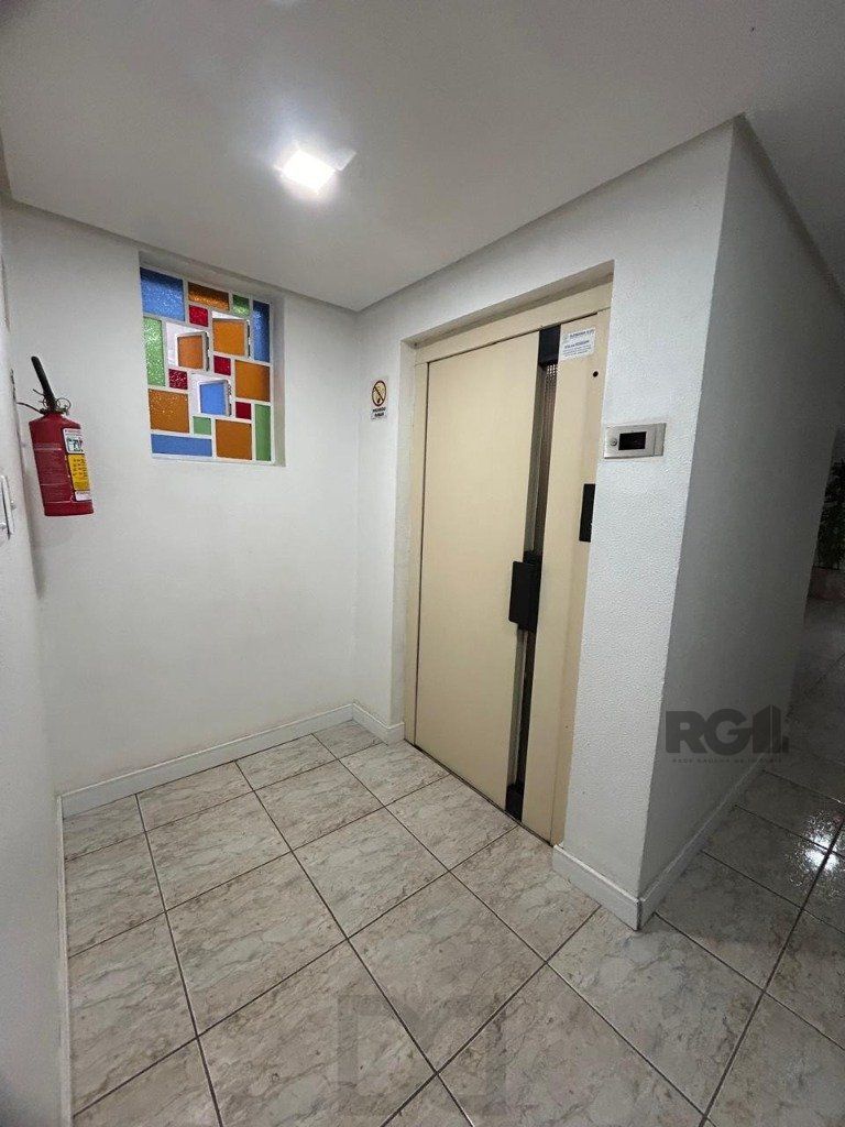 Apartamento no bairro Higienópolis de 1 dormitório e vaga DESOCUPADO — foto 23
