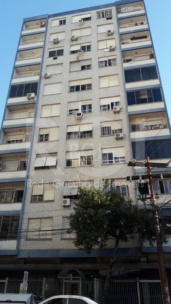 Apartamento JK na Cidade Baixa reformado andar alto — foto 14
