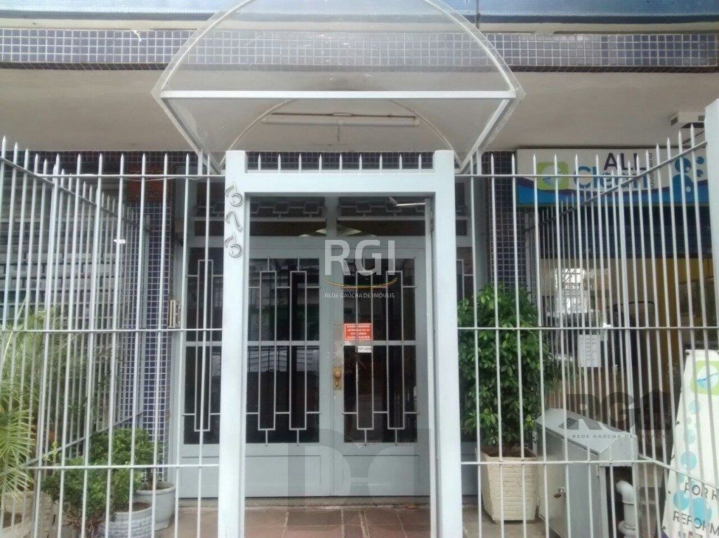 Apartamento JK na Cidade Baixa reformado andar alto — foto 9
