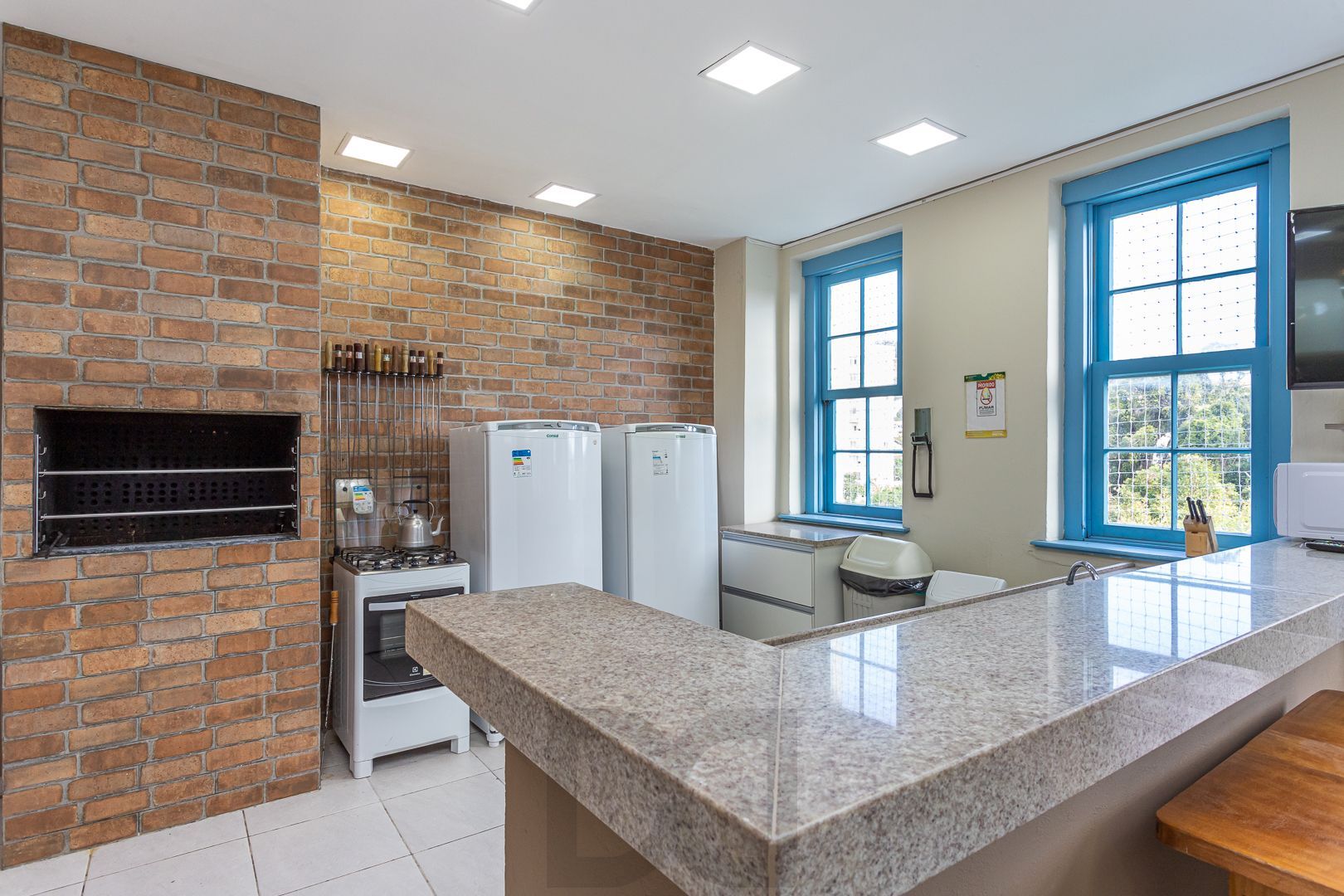 Apartamento no bairro Teresópolis de 3 dormitórios vaga infra — foto 51
