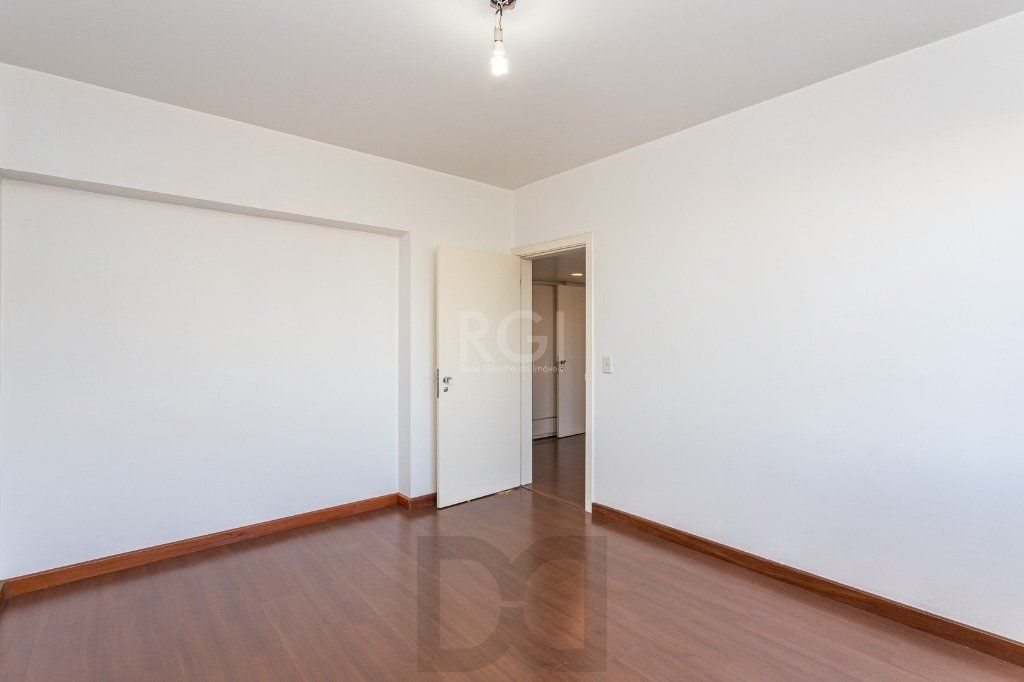 Apartamento no bairro Higienópolis com 190m² de 3 dormitórios e 2 vagas — foto 26