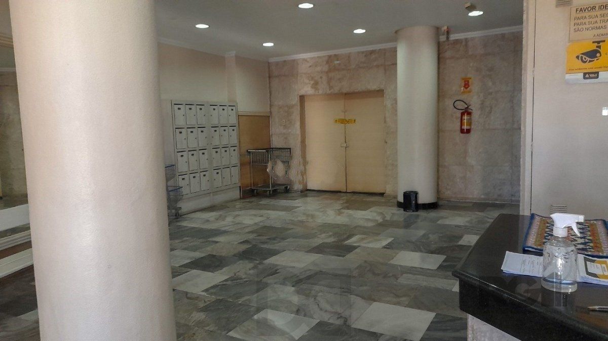 Apartamento na Azenha de 1 dormitório — foto 12